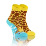 Krótkie Wesołe skarpety dwie różne bawełniane wzór Żyrafa