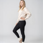 Klasyczne czarne legginsy ocieplane damskie CZARNY